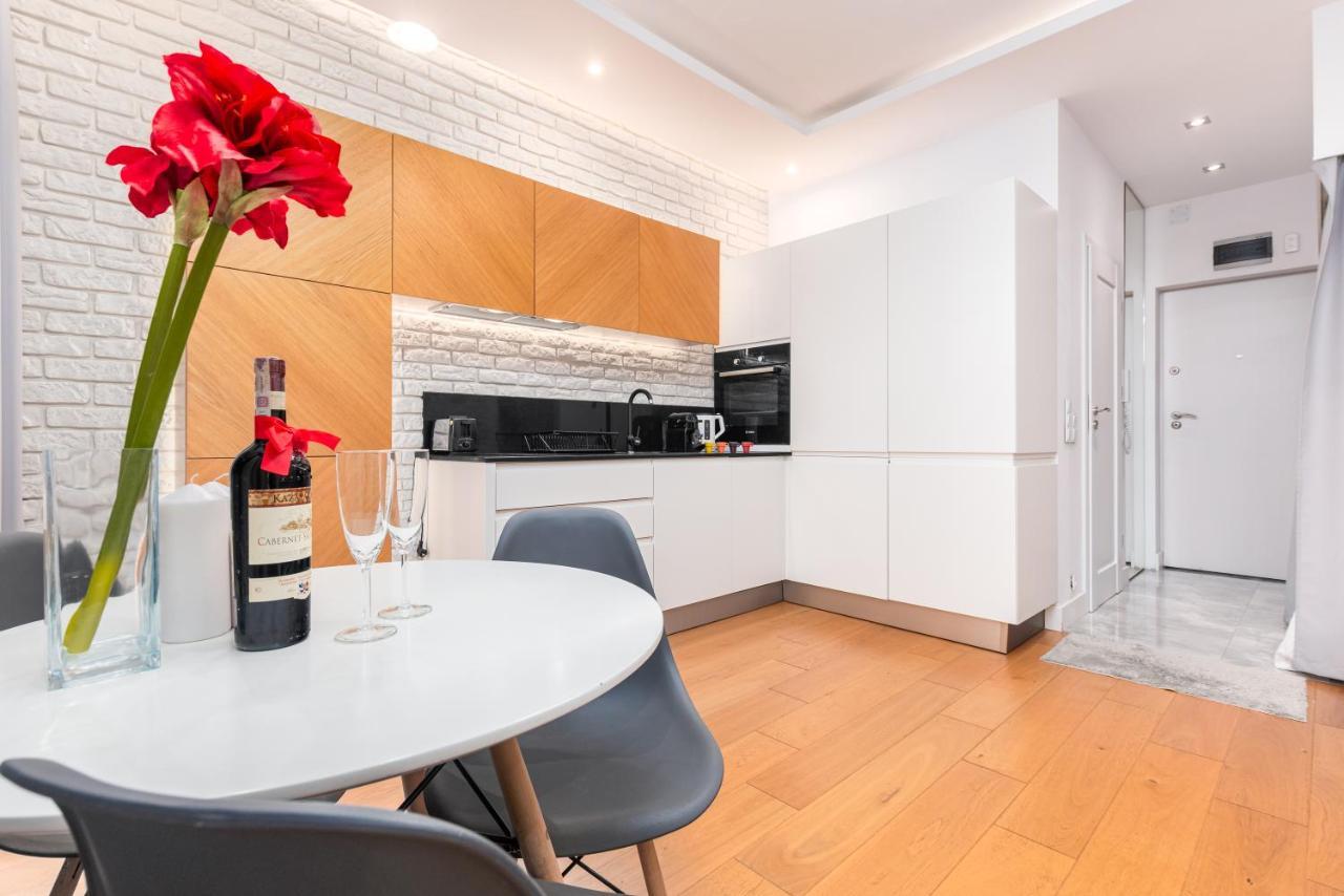 Piekna Apartament By Your Freedom Varşova Dış mekan fotoğraf